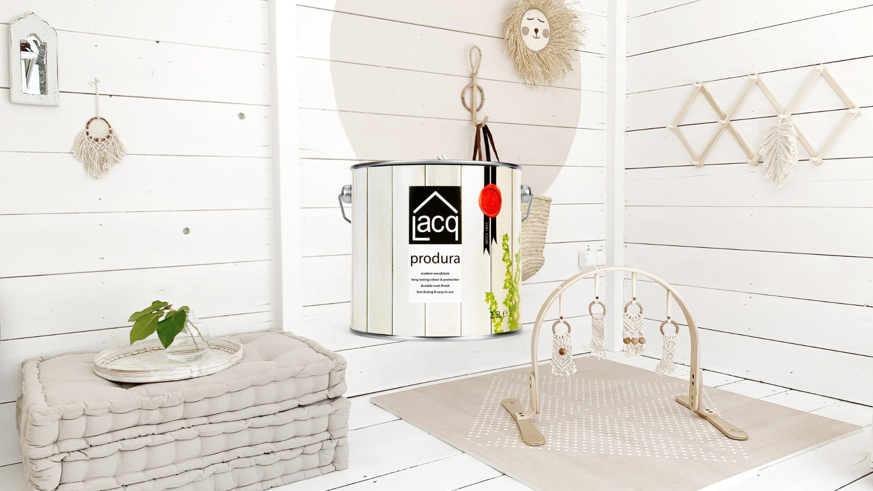 Brighten Your Garden Room with White Clay Lacq Produra
