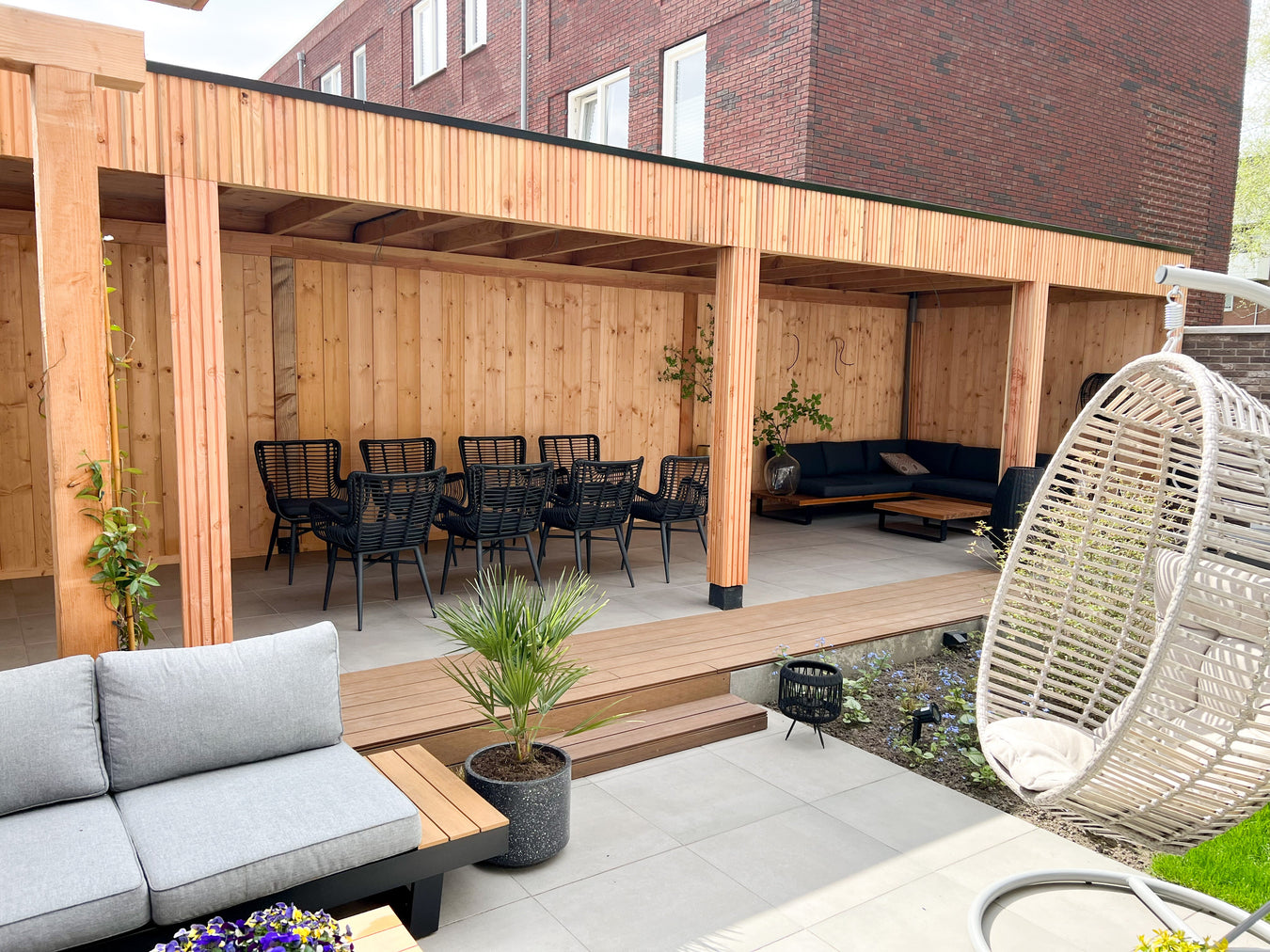 Pergola and Garden Furniture Painted With Clear Lacq Produra Wood Stain and Wood Protector