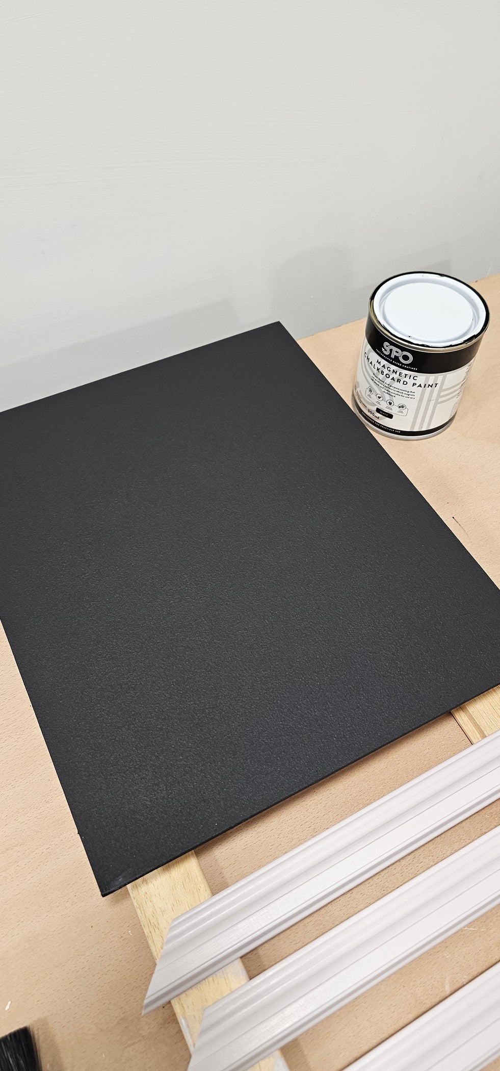 Magnetic Chalkboard Paint - Dual-Purpose Magnetic & Chalk Paint for ...
